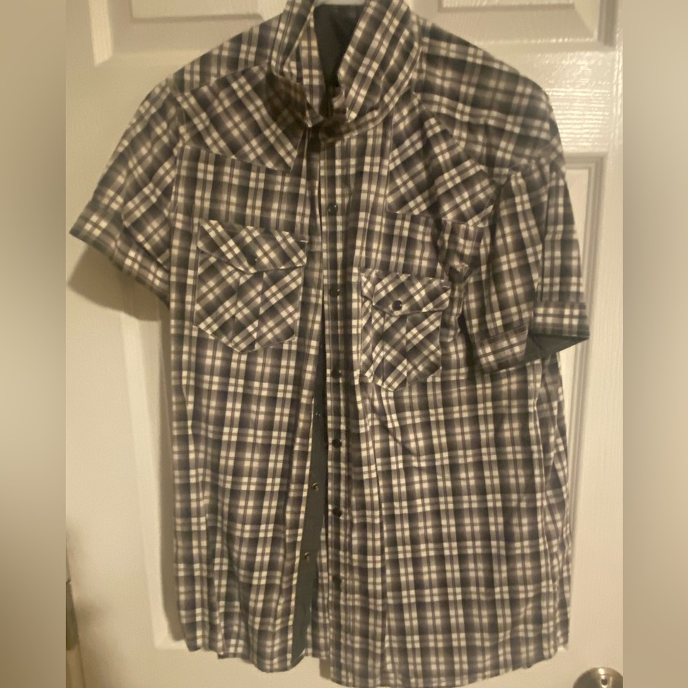 Kenneth Cole Button Up Short Sleeve Shirt